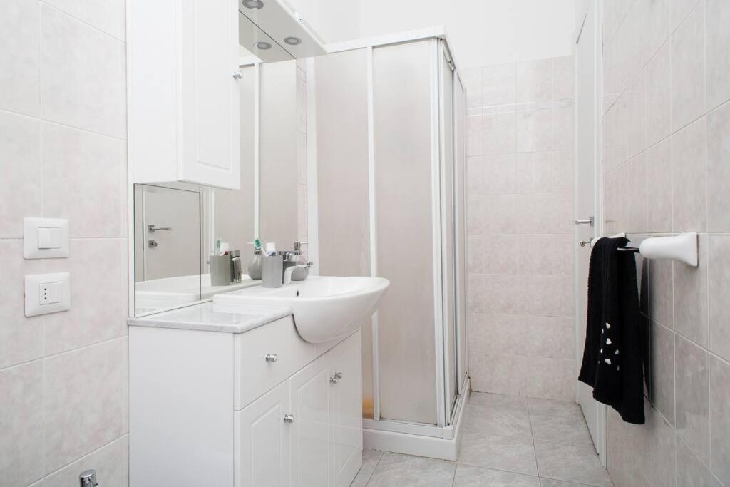 Casa Van Gogh - Mm4 Apartment Milan Luaran gambar